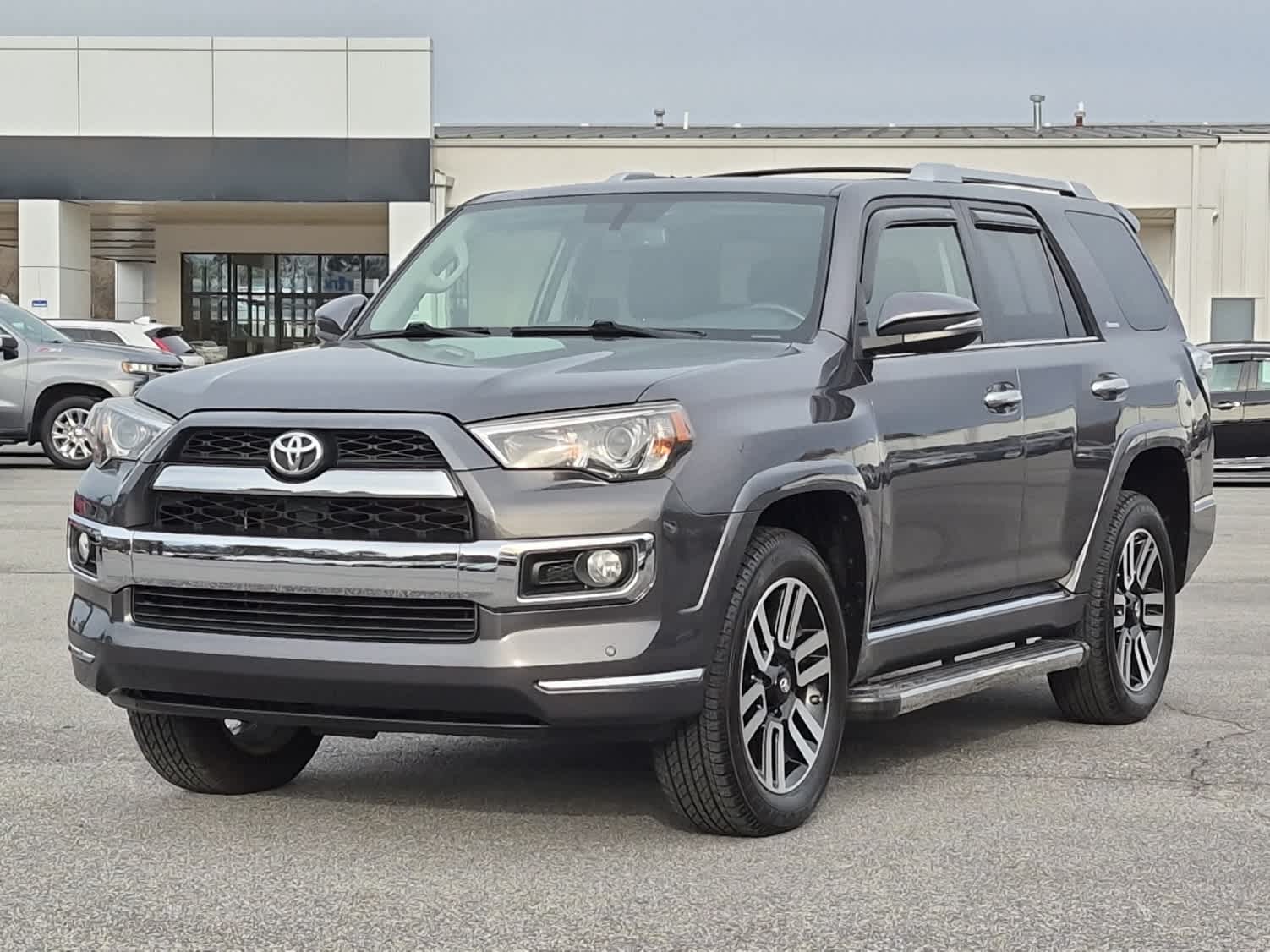 2014 Toyota 4Runner Limited's photo