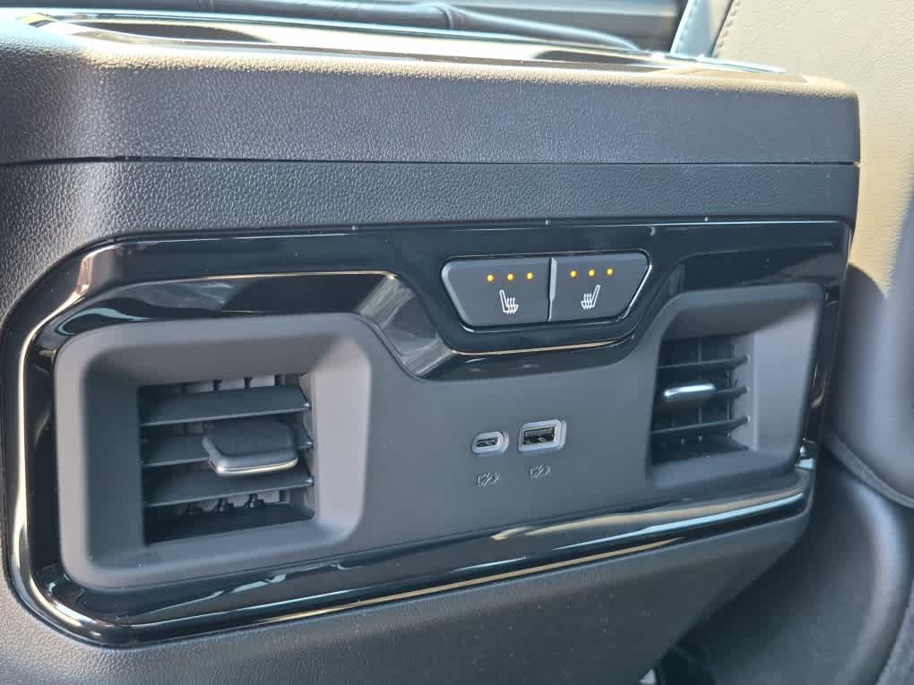 2026 GMC Sierra 2500HD AT4X - Photo 10
