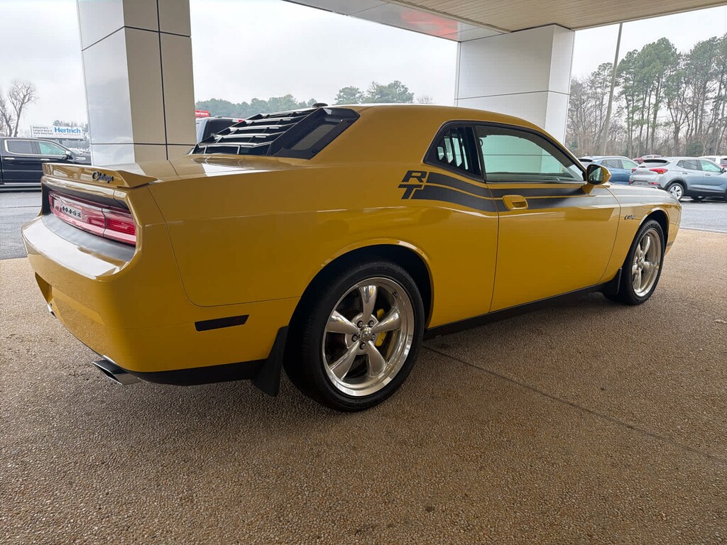 Used 2010 Dodge Challenger R/T Classic