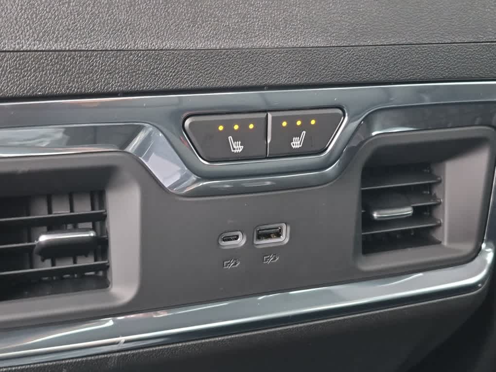 2026 GMC Sierra 2500HD SLT - Photo 10