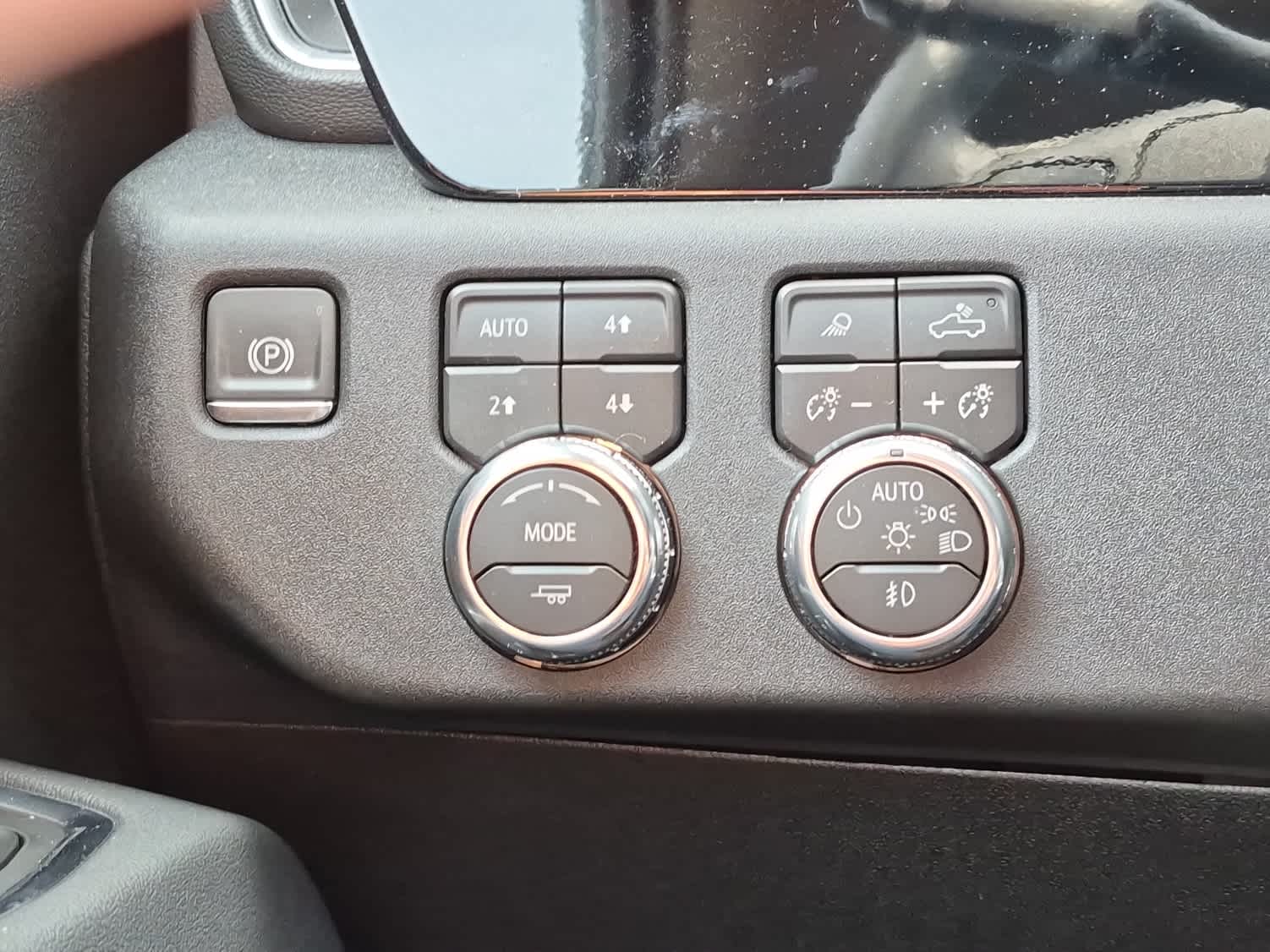 2026 GMC Sierra 2500HD SLT - Photo 18