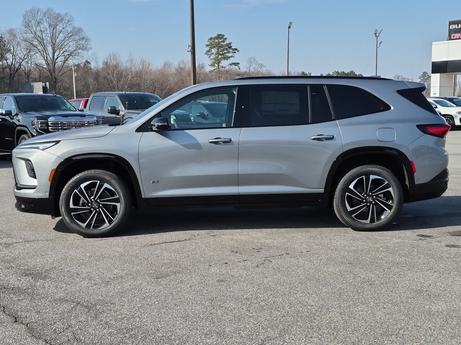 2026 Buick Enclave Sport Touring - Photo 7