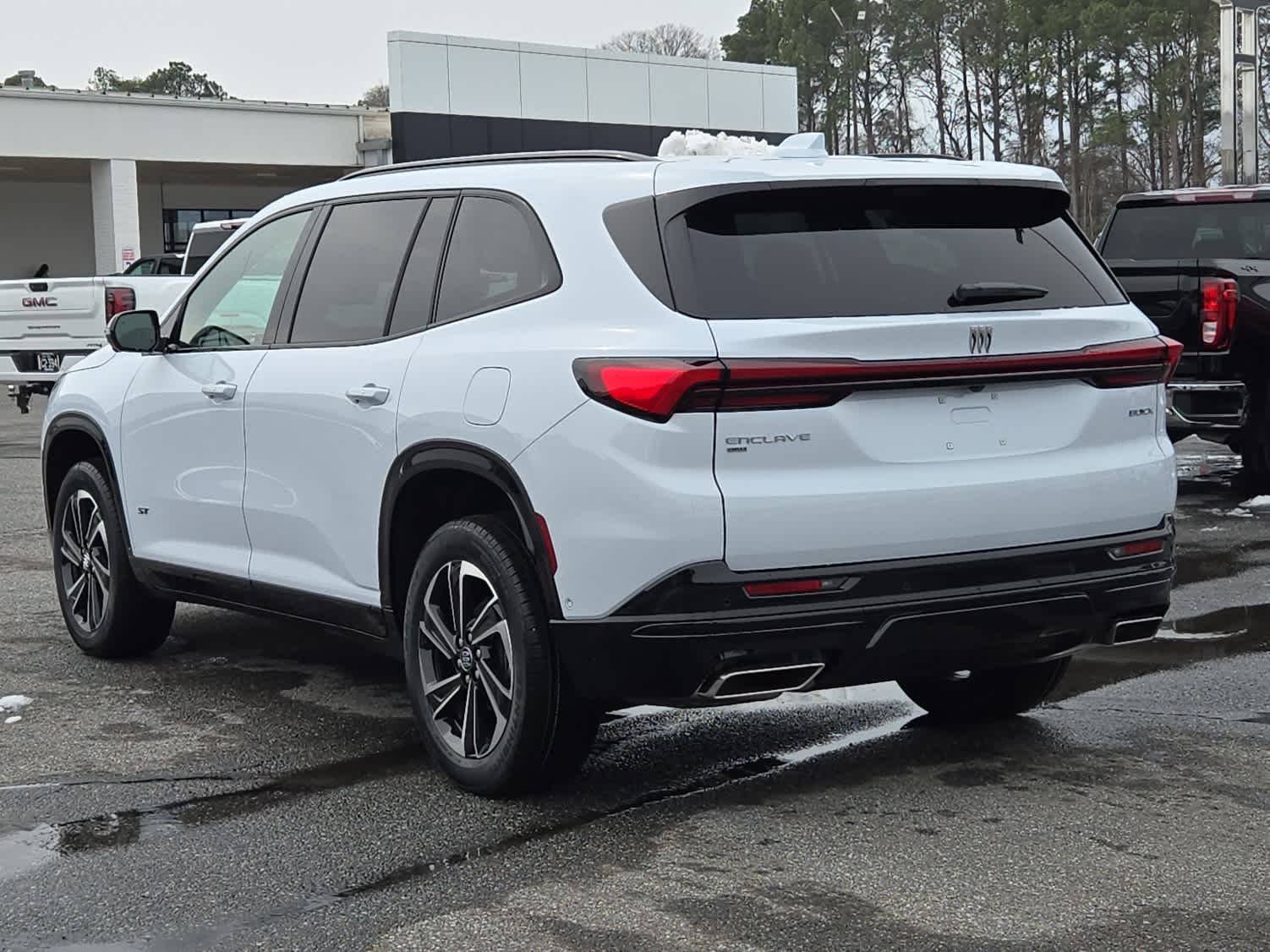 2026 Buick Enclave Sport Touring - Photo 4