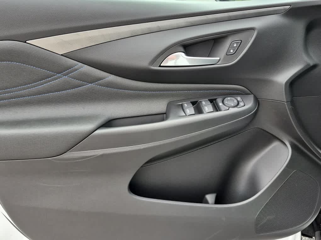 2026 Buick Envista Sport Touring - Photo 8