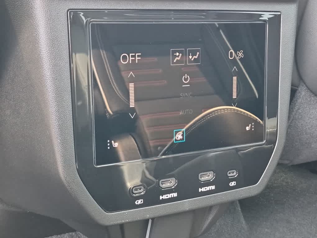 2026 GMC Yukon XL AT4 Ultimate - Photo 12