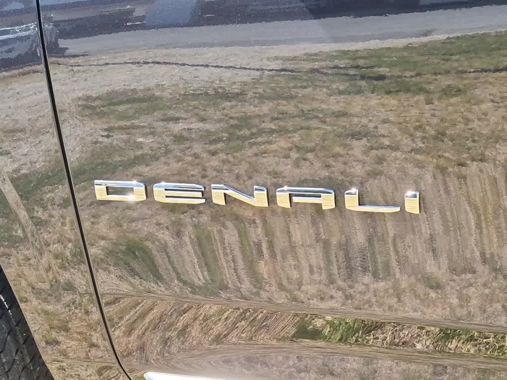2026 GMC Yukon XL Denali - Photo 22