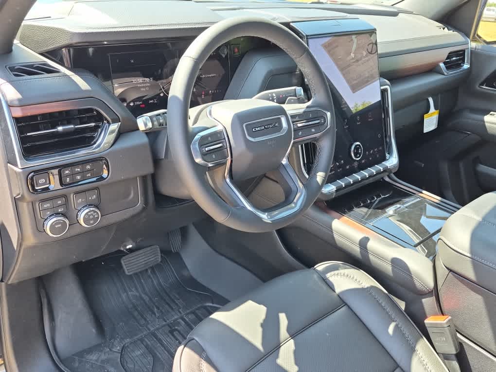 2026 GMC Yukon XL Denali - Photo 13