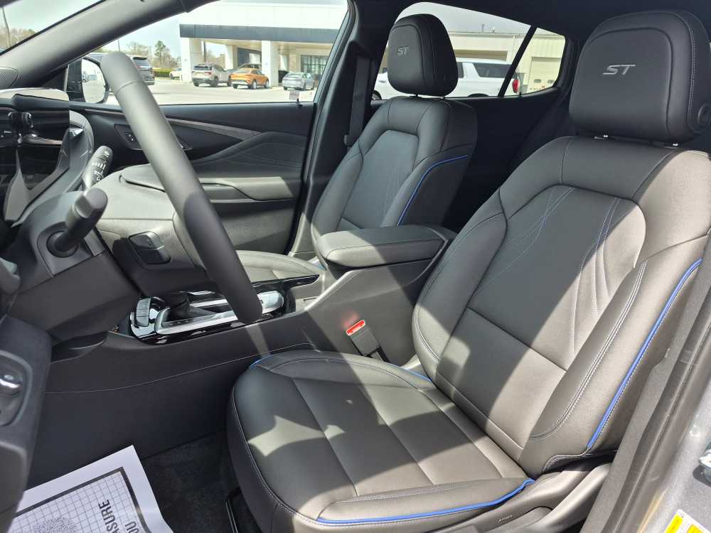 2026 Buick Envista Sport Touring - Photo 11