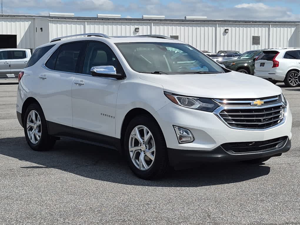 Used 2020 Chevrolet Equinox Premier with VIN 3GNAXNEV8LS587196 for sale in Seaford, DE