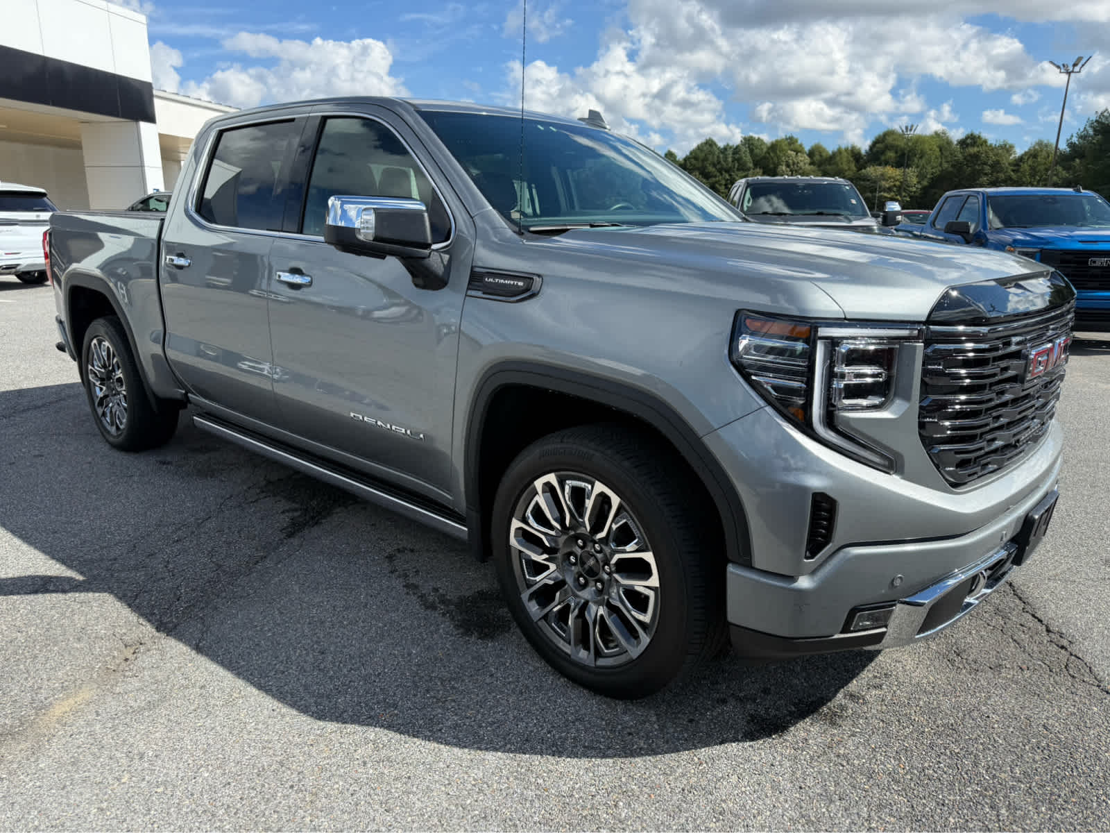2025 Gmc Sierra 1500 Denali Ultimate photo 2