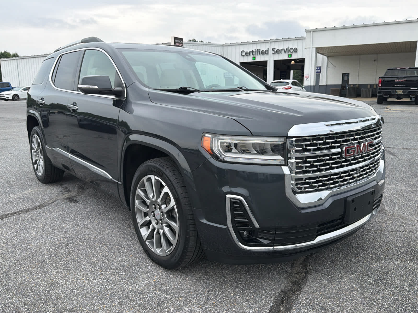2022 Gmc Acadia Denali photo 3