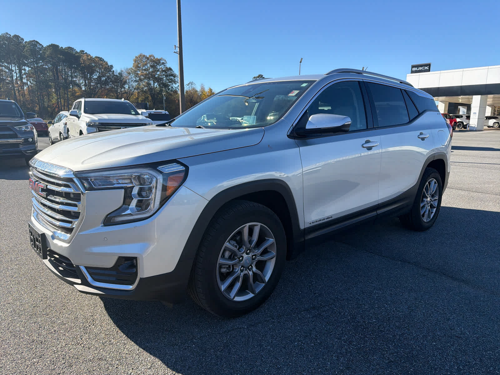 2023 Gmc Acadia Denali photo 2