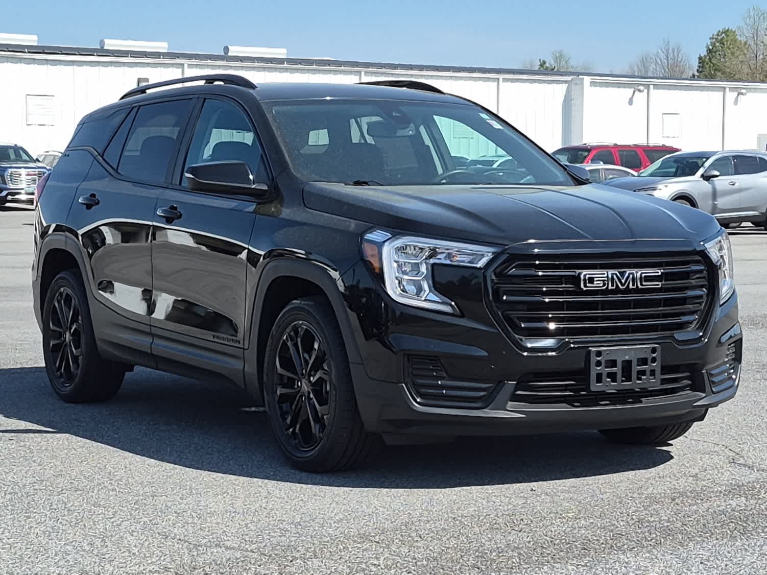 View vehicle photo 2