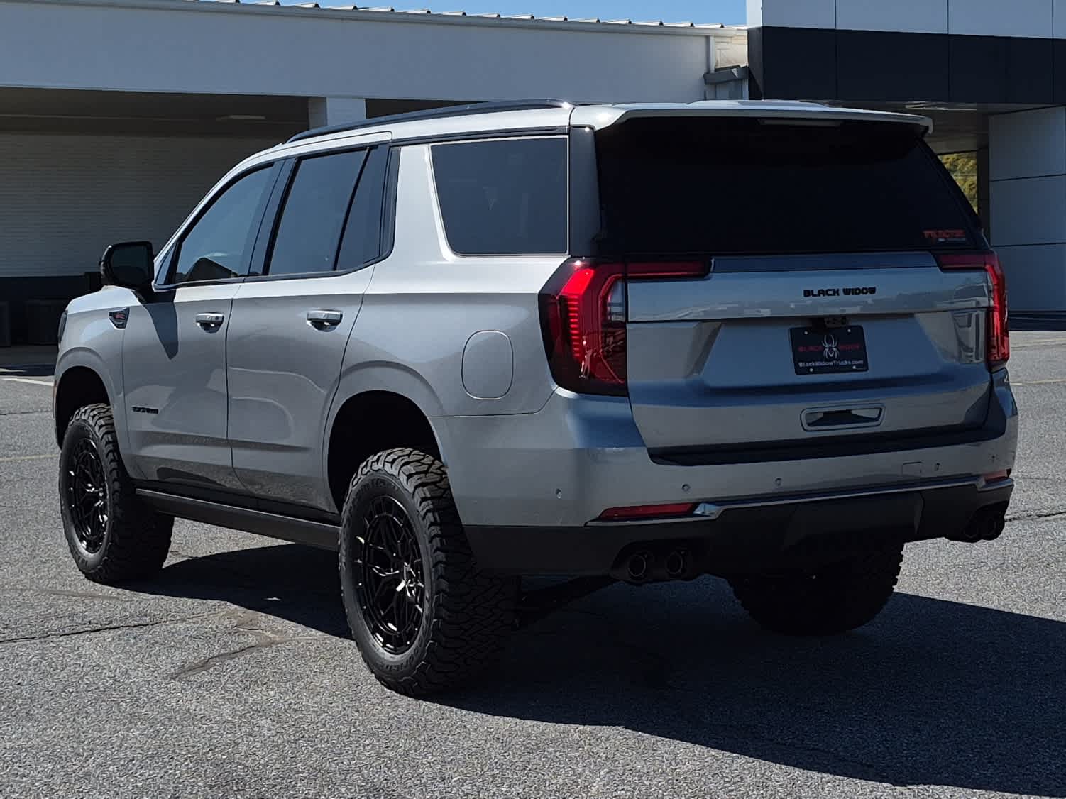 2026 GMC Yukon AT4 - Photo 6