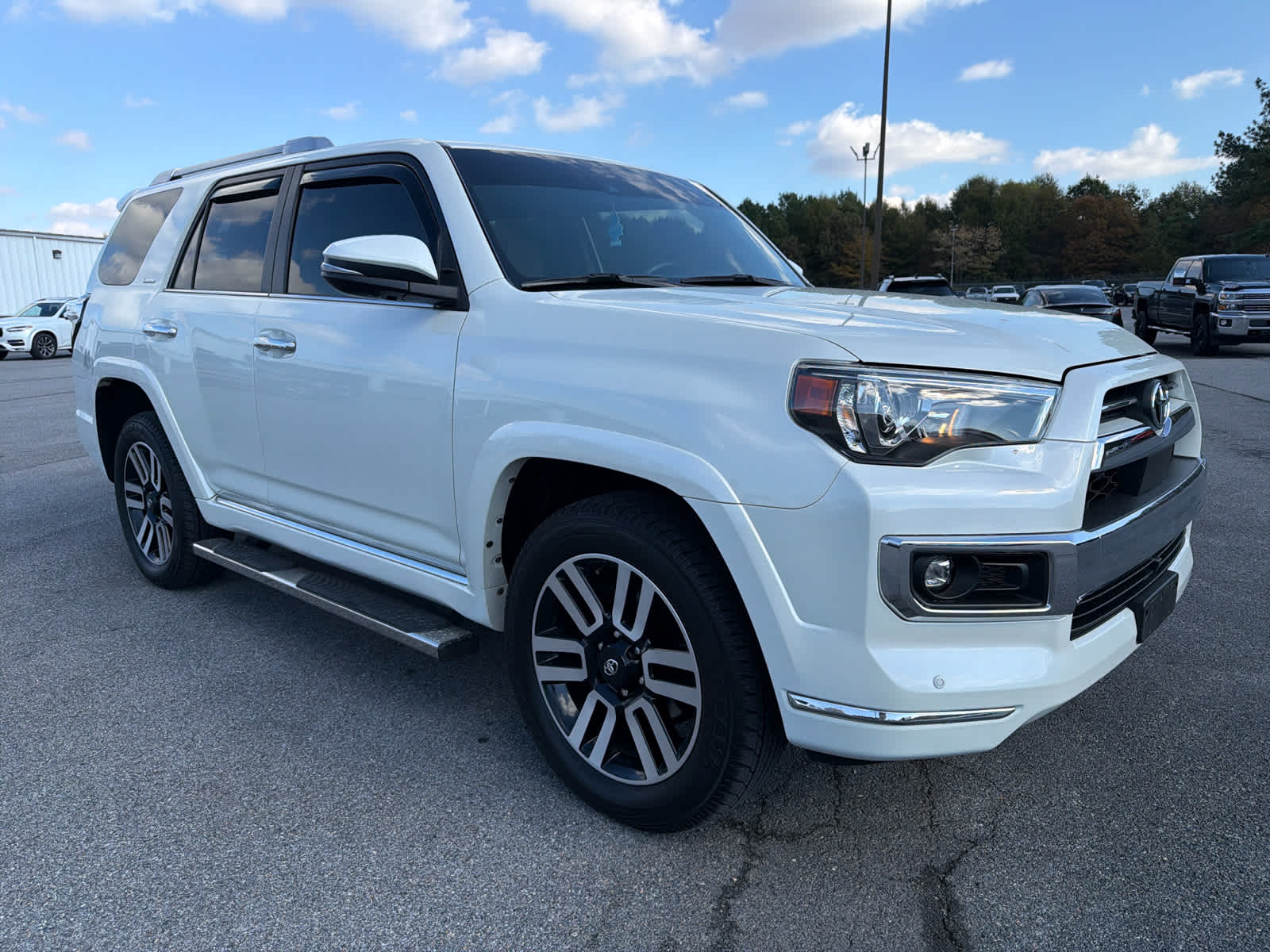 2023 Toyota 4Runner Limited photo 2