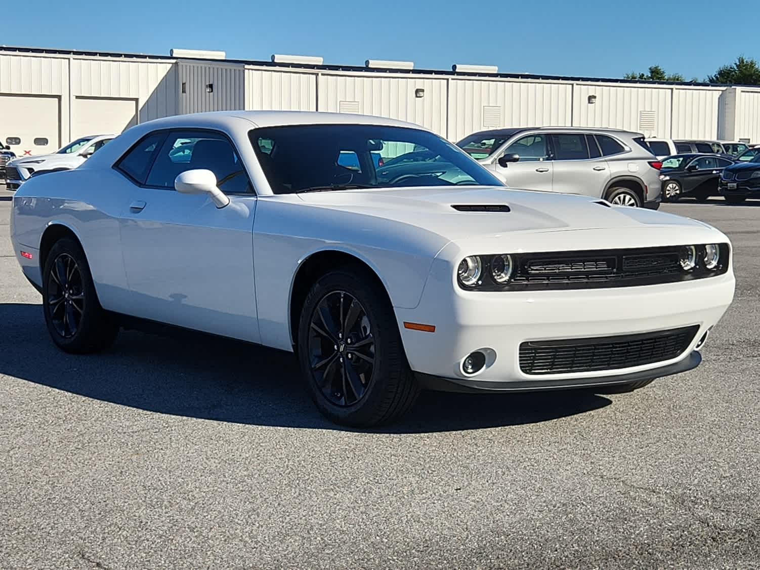 2023 Dodge Challenger SXT photo 2