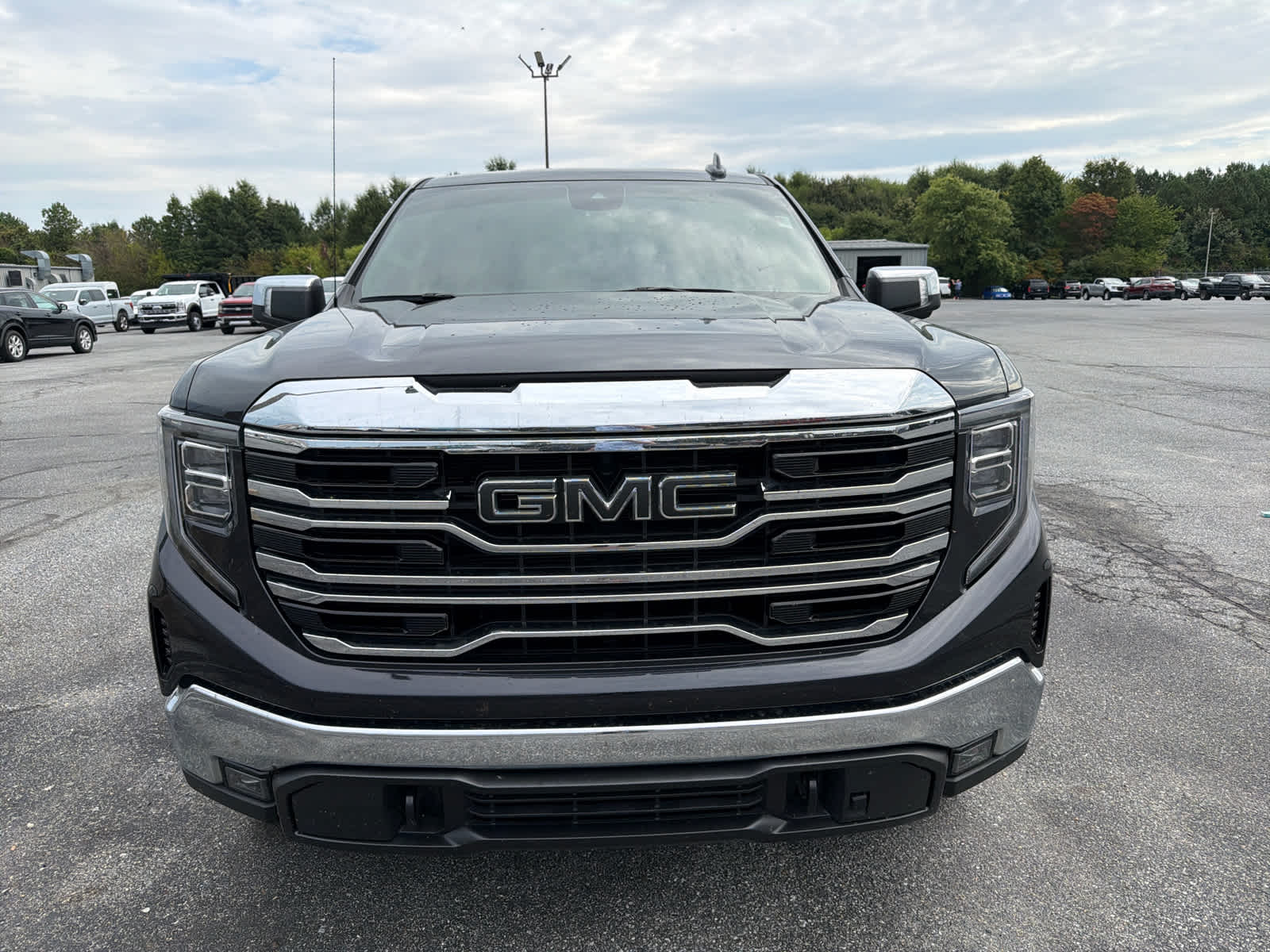 2023 Gmc Sierra 1500 SLT photo 2