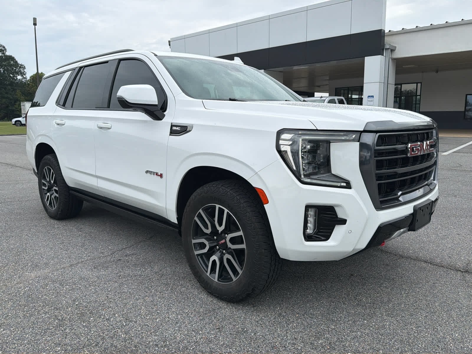 2023 Gmc Yukon AT4 photo 3