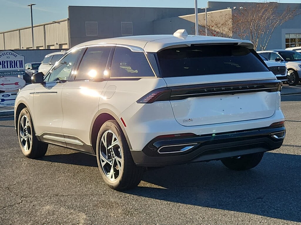 2026 Lincoln Nautilus Premiere photo 3