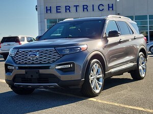 2022 Ford Explorer Platinum SUV