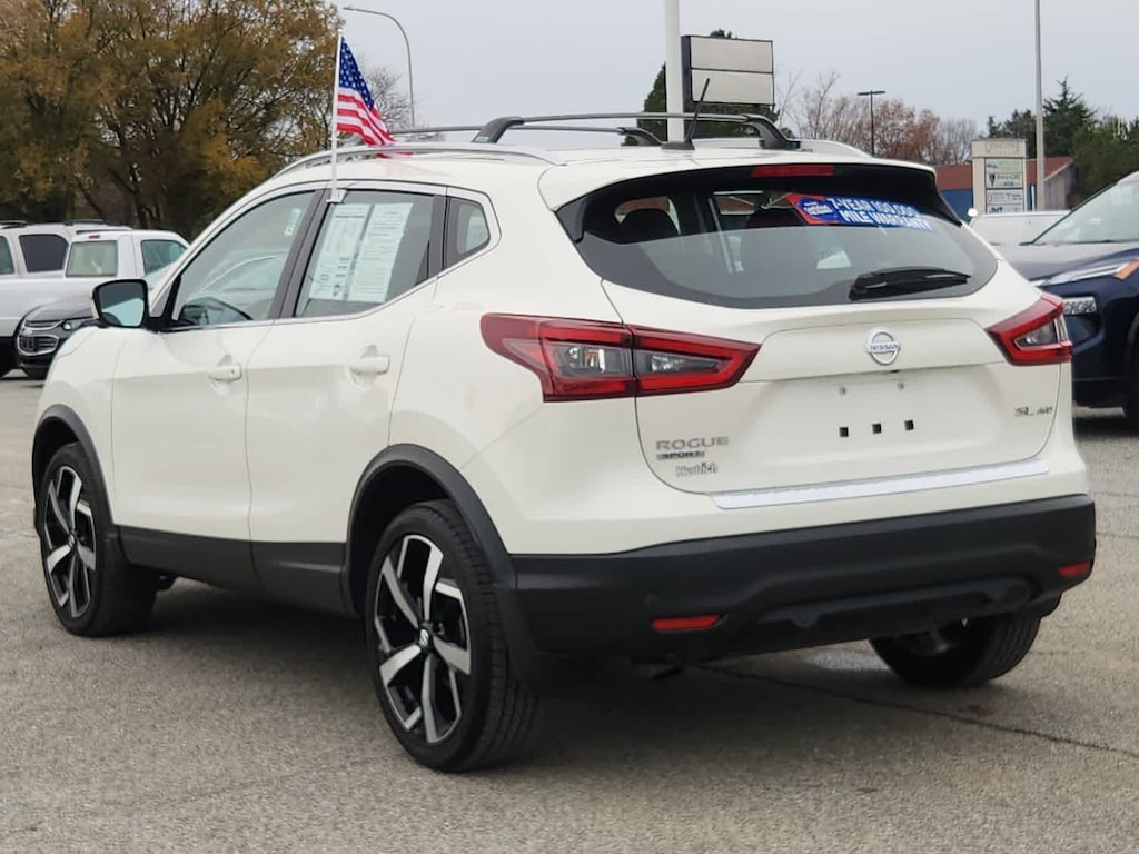 2022 Nissan Rogue Sport SL photo 4