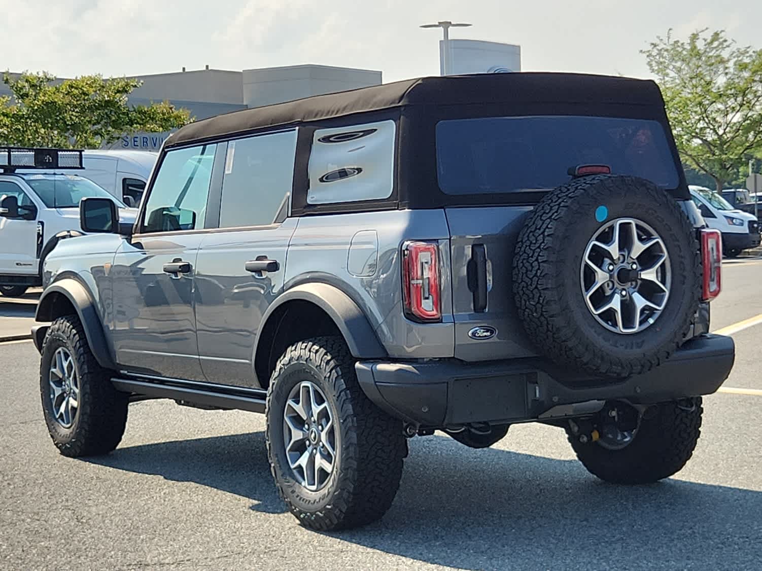 2025 Ford Bronco Badlands photo 4