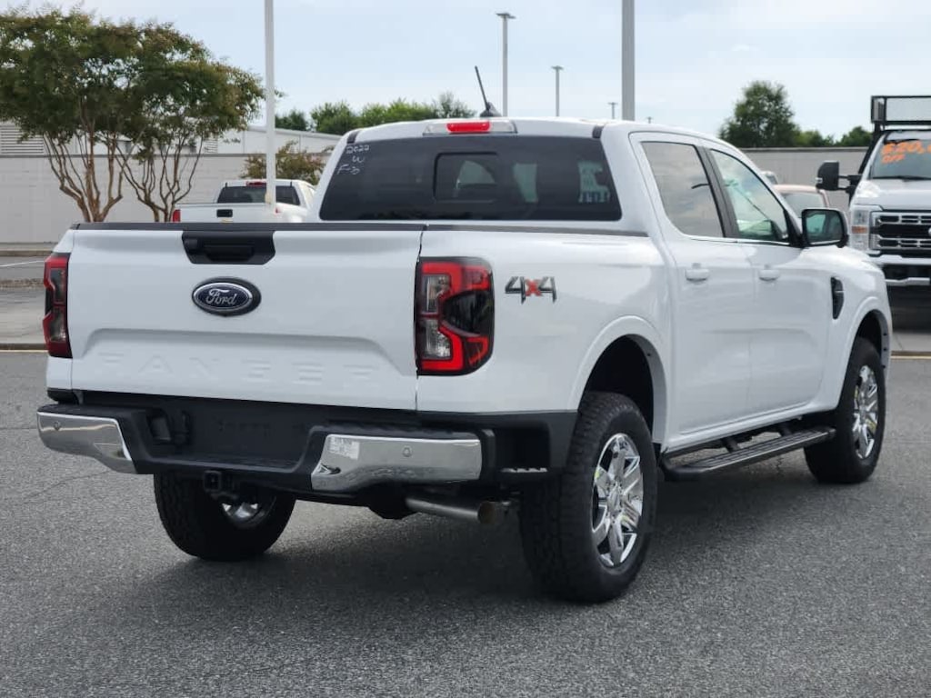 New 2025 Ford Ranger Lariat 4WD Supercrew 5 Box 4WD SuperCrew 5 Box