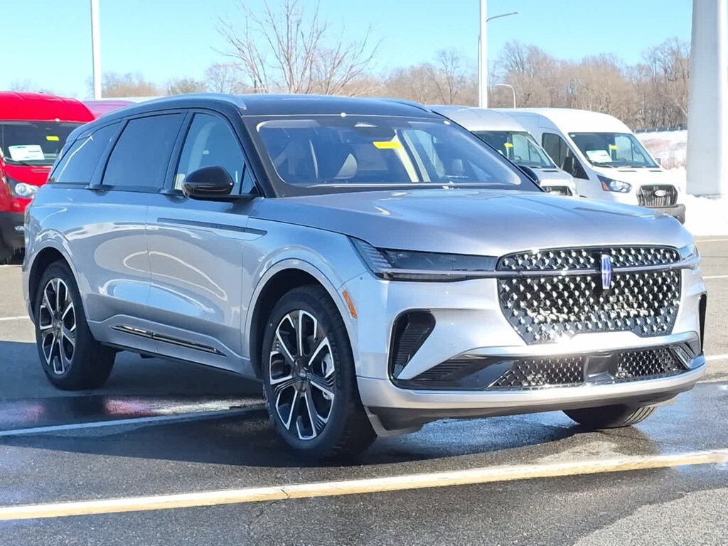 2026 Lincoln Nautilus Reserve photo 2