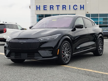 2022 Ford Mustang Mach-E GT SUV