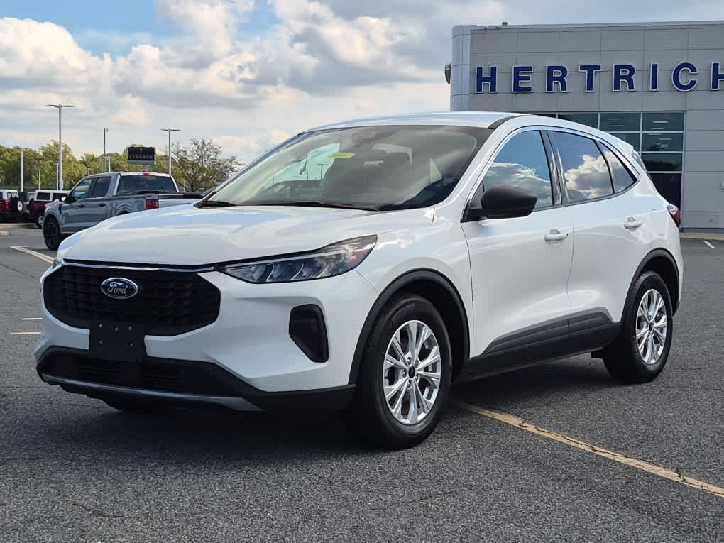 2023 Ford Escape