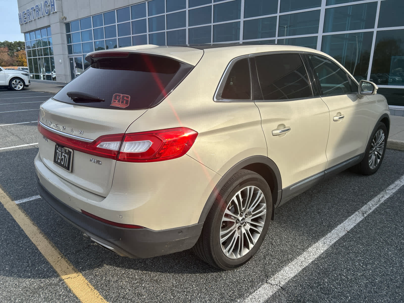 2016 Lincoln MKX Reserve photo 3