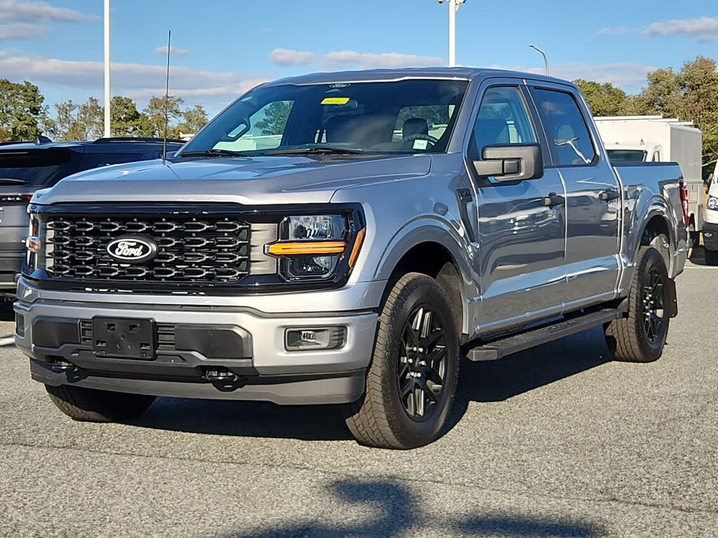 New 2025 Ford F-150 STX 4WD Supercrew 5.5 Box 4WD SuperCrew 5.5 Box