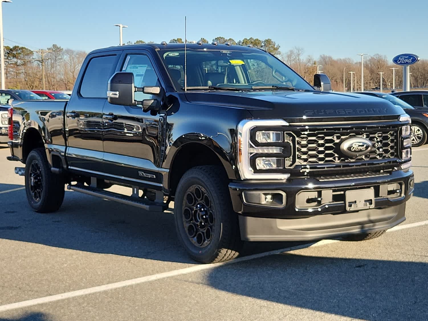 2025 Ford F-250 Lariat photo 2