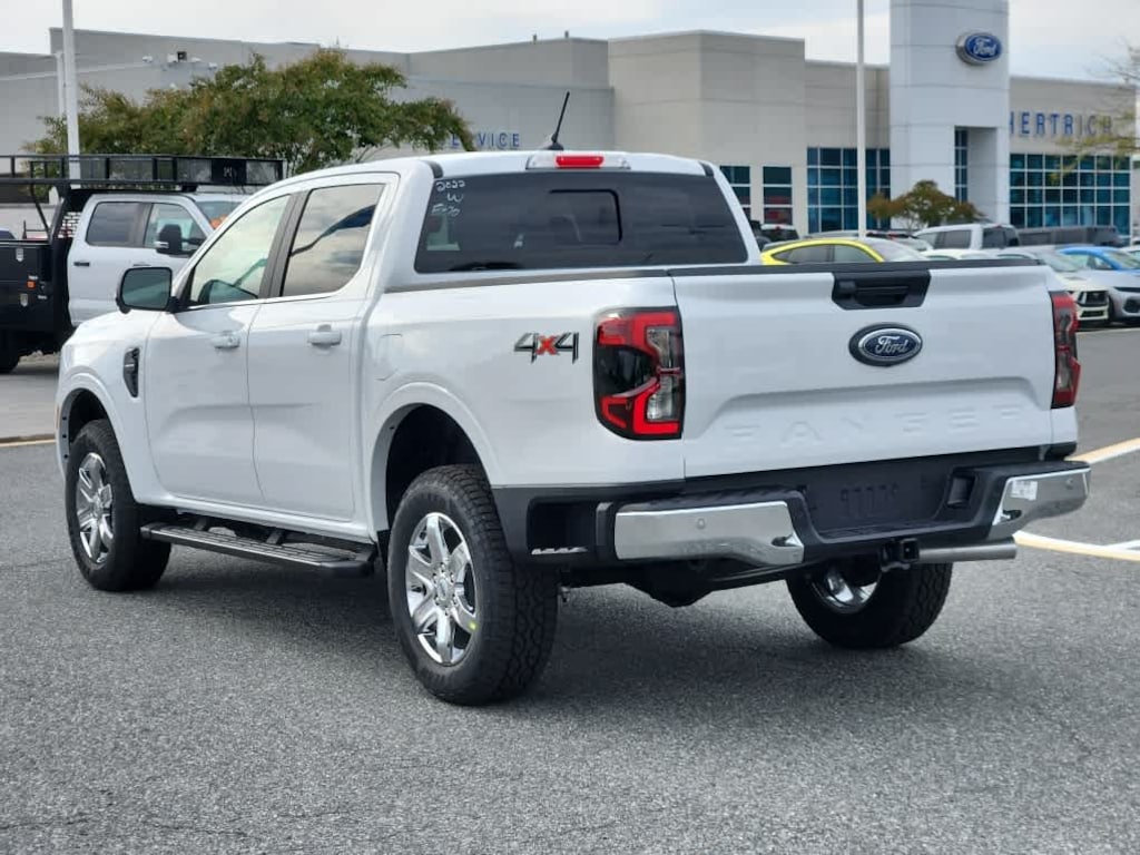 New 2025 Ford Ranger Lariat 4WD Supercrew 5 Box 4WD SuperCrew 5 Box