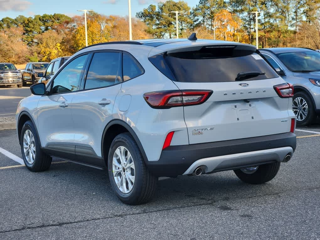 2026 Ford Escape Active photo 4
