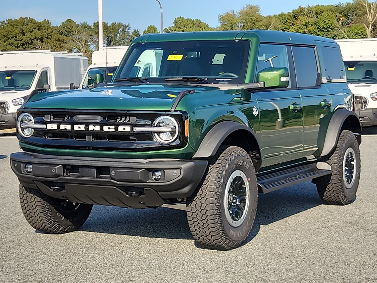 2025 Ford Bronco 4-Door Outer Banks's photo