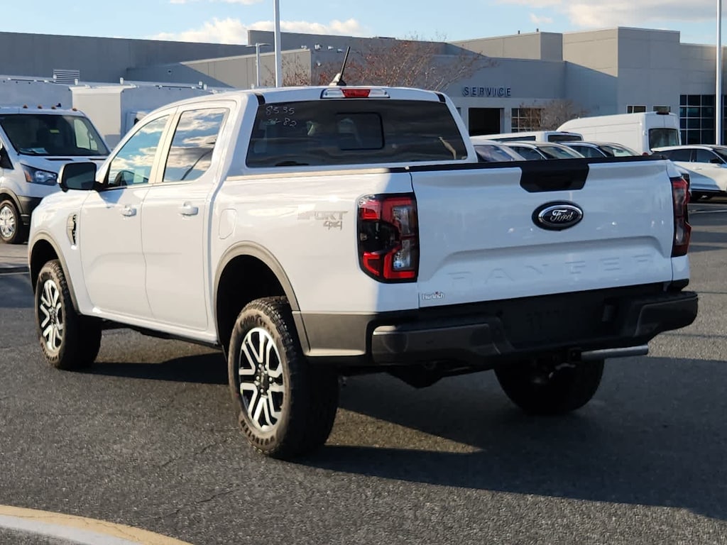 New 2025 Ford Ranger Lariat 4WD Supercrew 5 Box 4WD SuperCrew 5 Box
