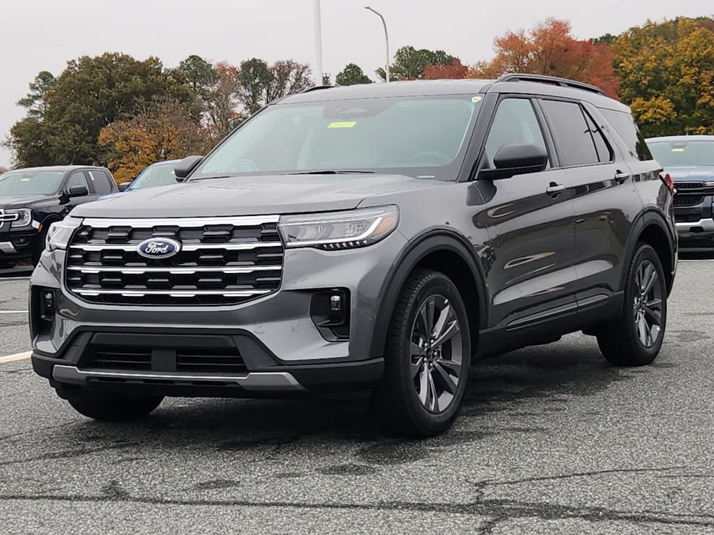 New 2025 Ford F-150 STX 4WD Supercrew 5.5 Box 4WD SuperCrew 5.5 Box