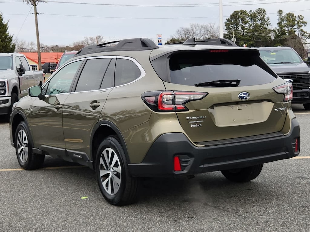 Used 2020 Subaru Outback Premium SUV