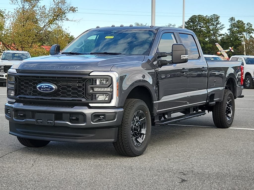 New 2026 Ford Super Duty F-350 SRW