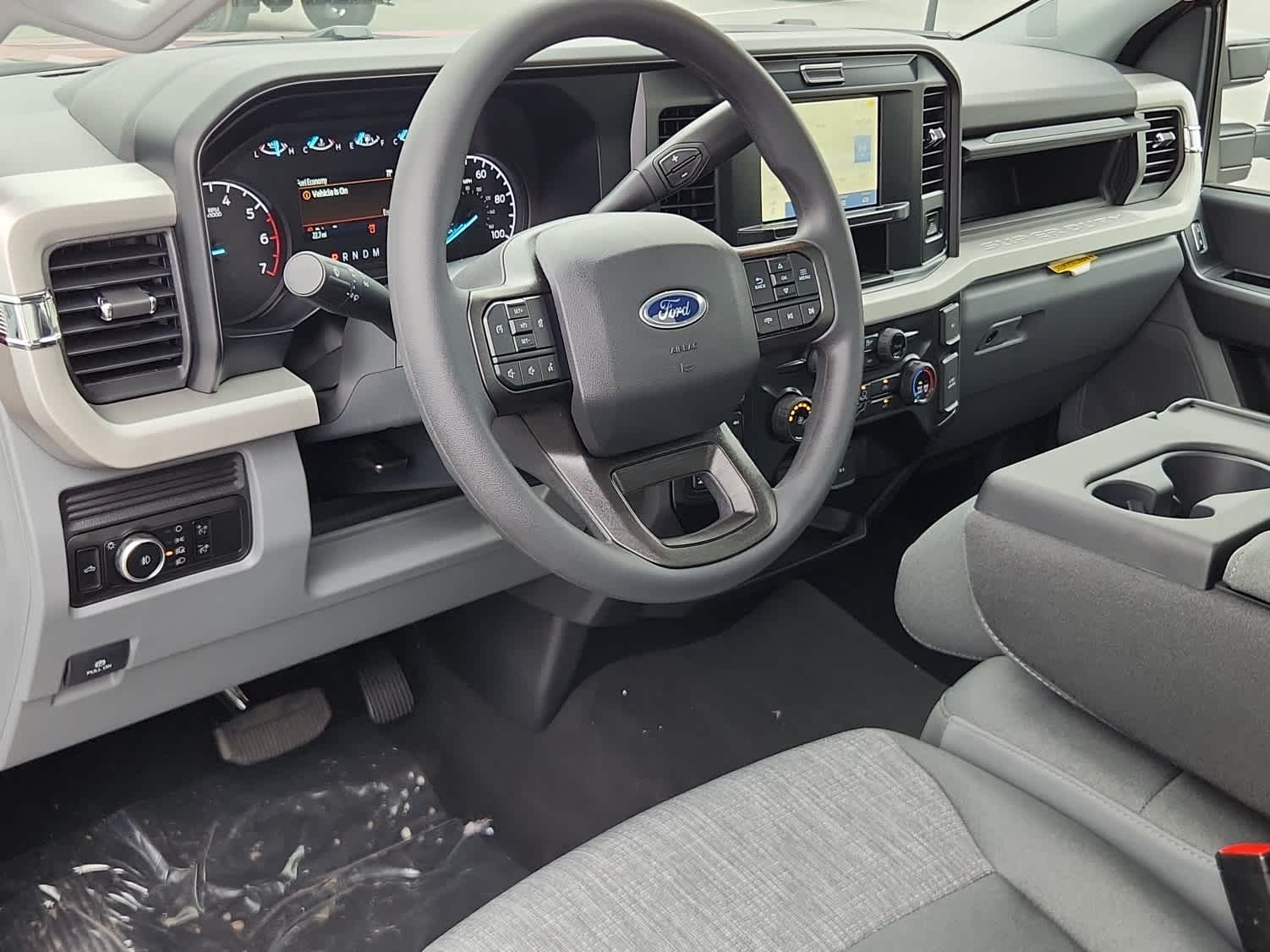 2025 Ford F-350 Super Duty XLT - Photo 9