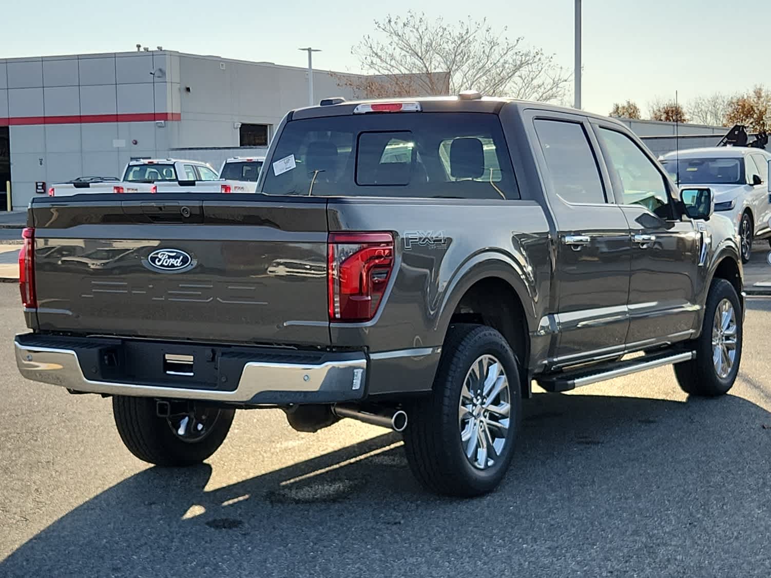 2025 Ford F-150 Lariat photo 3