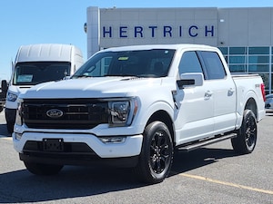 2023 Ford F-150 Lariat 4WD Supercrew 5.5 Box Truck SuperCrew Cab
