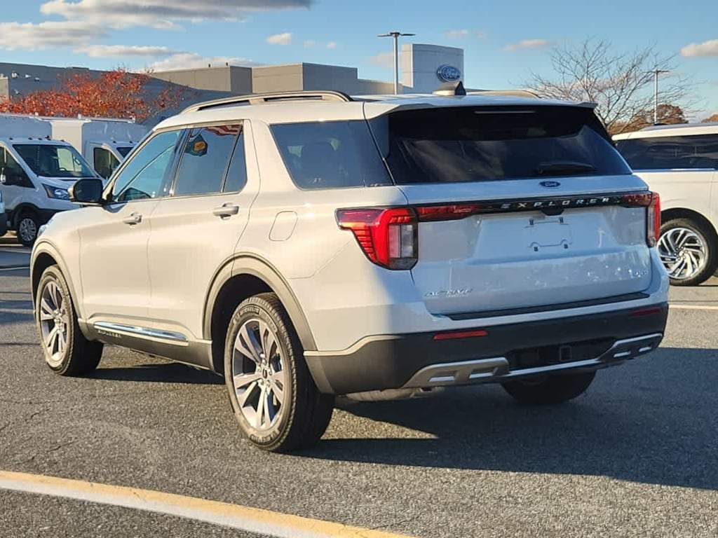 New 2025 Ford Explorer Active 4WD