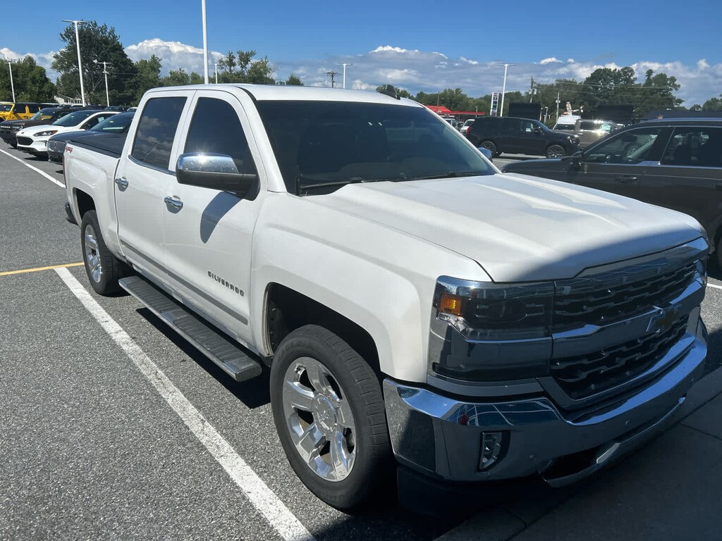 Used 2018 Chevrolet Silverado 1500 LTZ 4WD Crew Cab 143.5 Truck Crew Cab