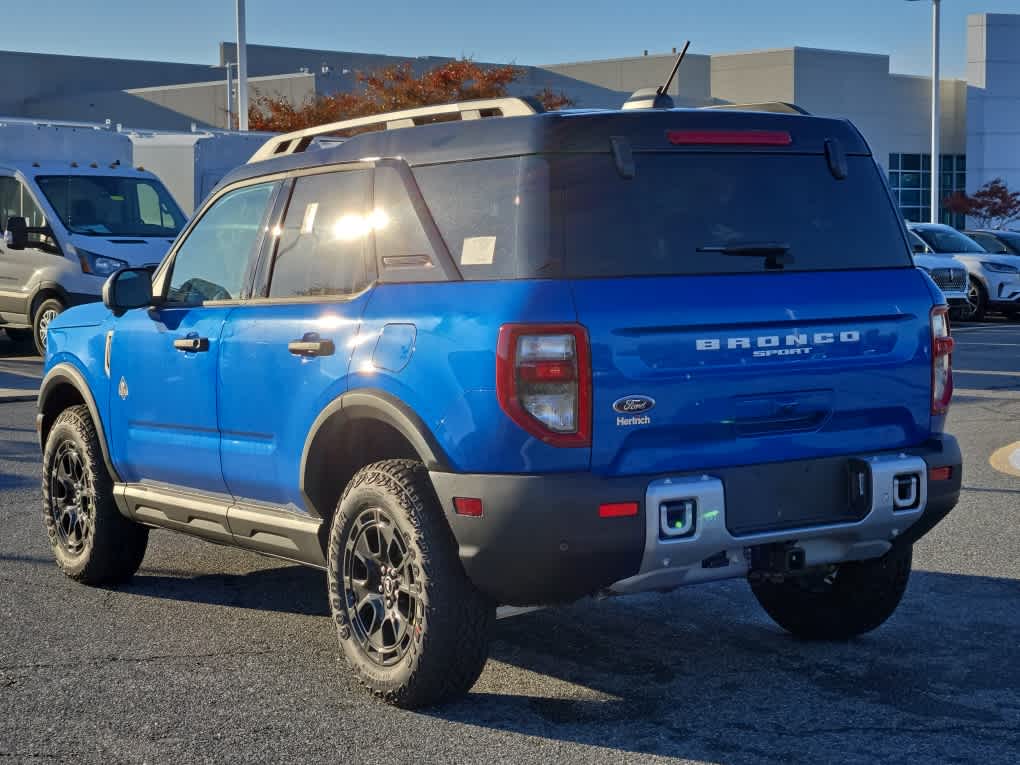 2025 Ford Bronco Sport Outer Banks photo 4