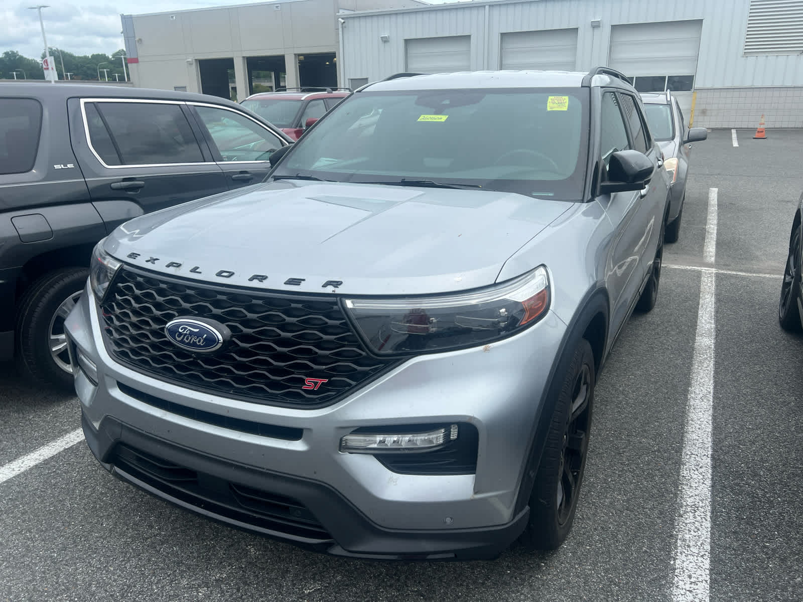Vehicle Image 2