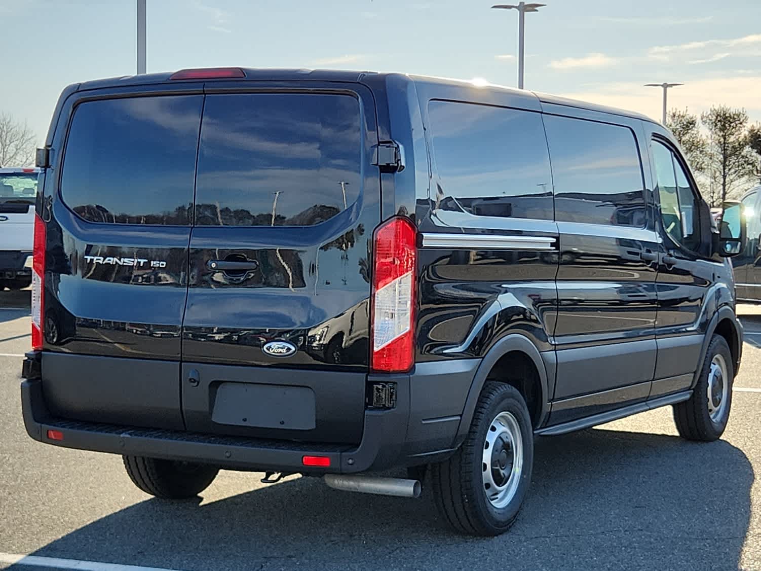 2025 Ford Transit photo 3