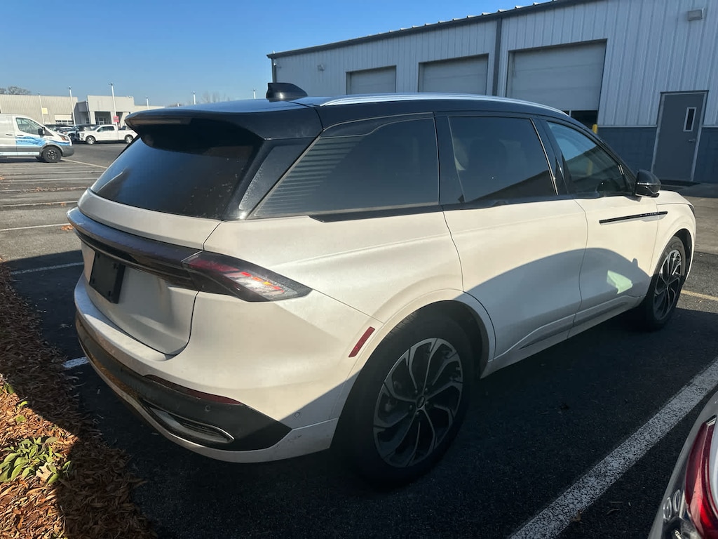 Certified 2024 Lincoln Nautilus Reserve SUV