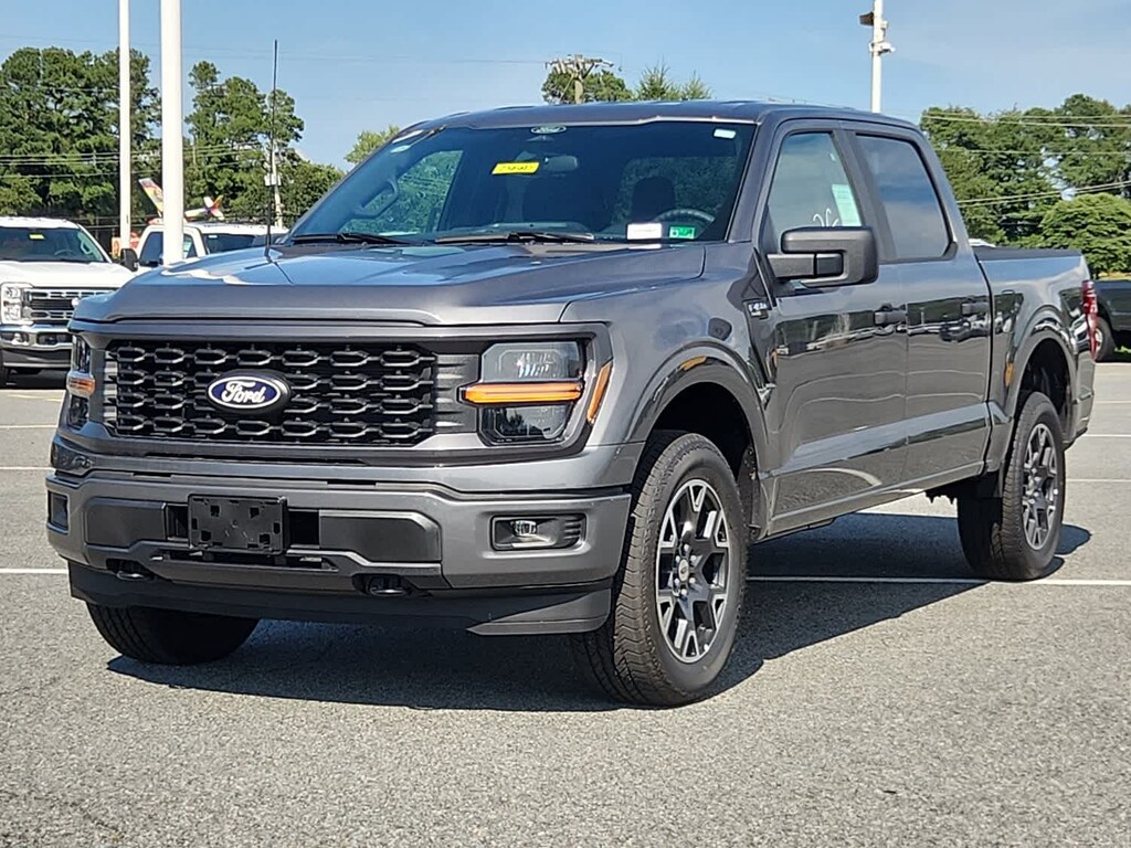 New 2025 Ford F-150 STX 4WD Supercrew 5.5 Box 4WD SuperCrew 5.5 Box